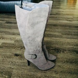 Worthington suede boots